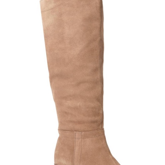 Blondo Lug Sole Waterproof Women's Wide calf Tan Knee-High Boots - Picture 2 of 7